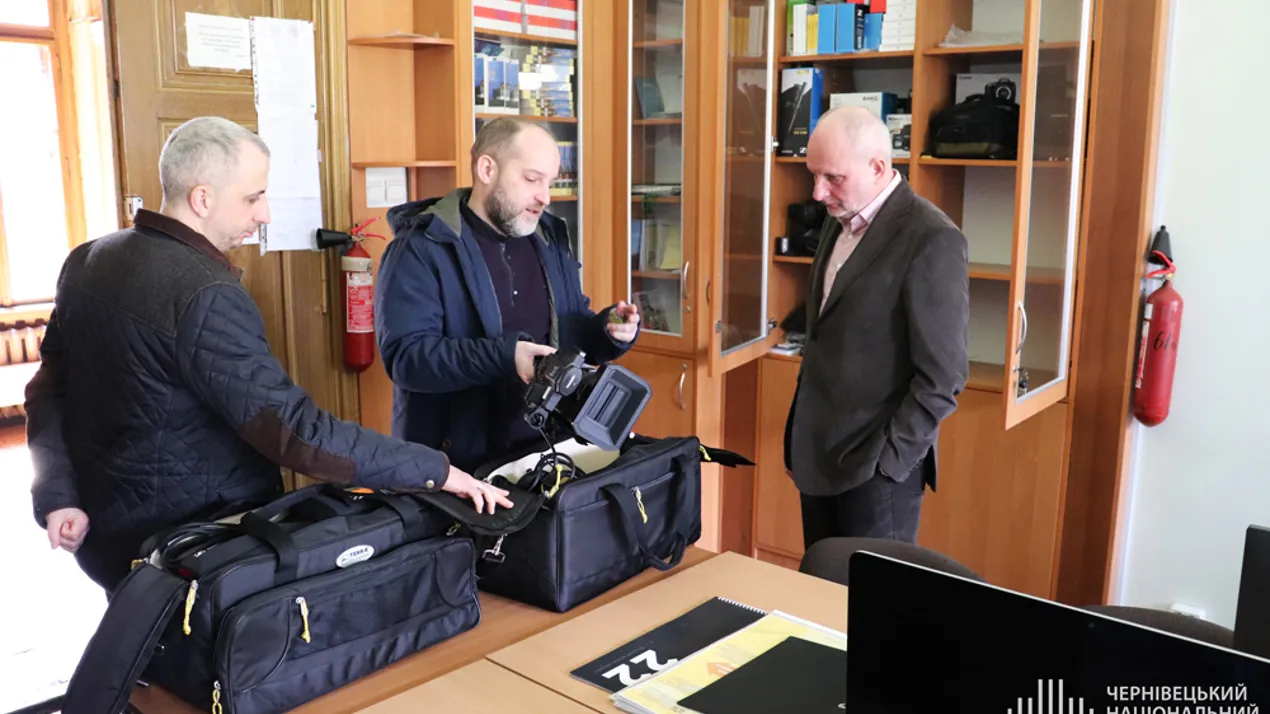 Голова Представництва ЄС в Україні відвідав кафедру журналістики ЧНУ